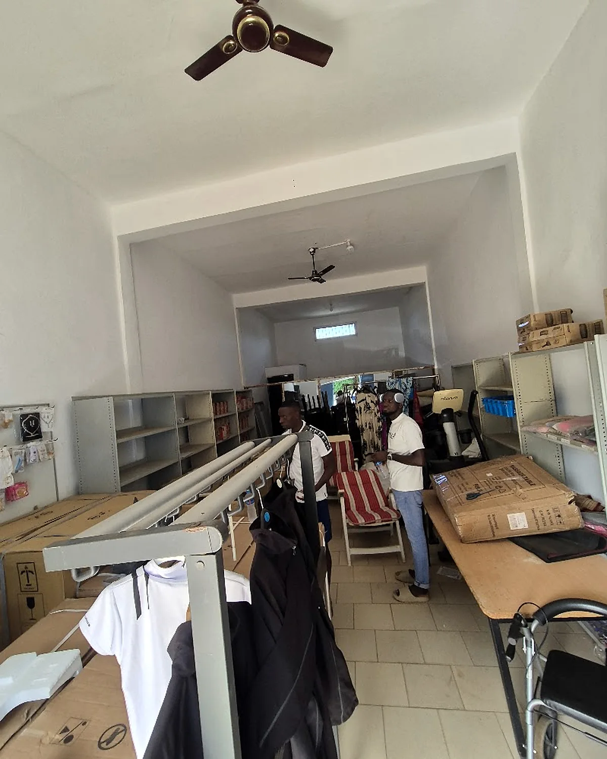 Current JAMM DISTRICT store interior